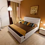 Shining 4*
