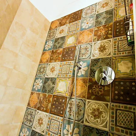 Bed & Breakfast Shining 4*