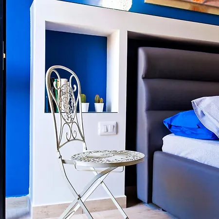 Shining Couette-café