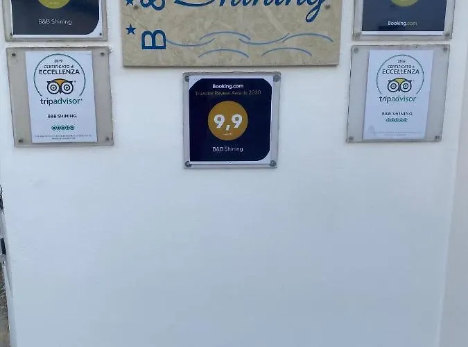 فندق مبيت وإفطار Shining 4*