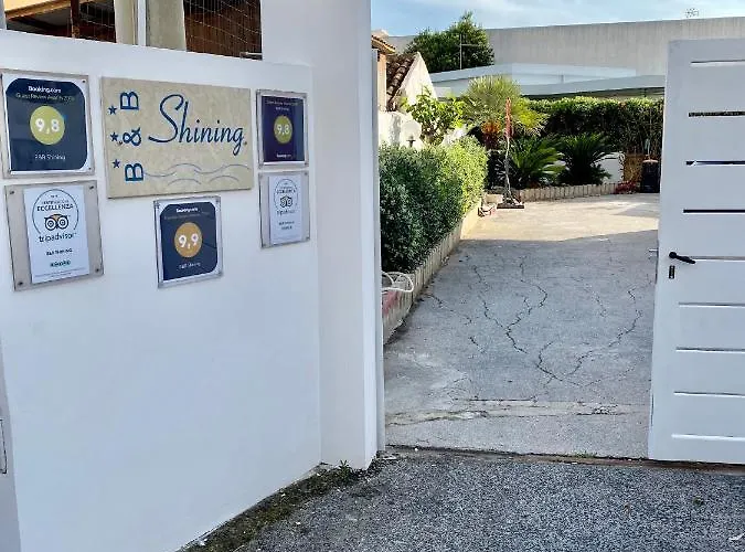 Shining فندق مبيت وإفطار 4*